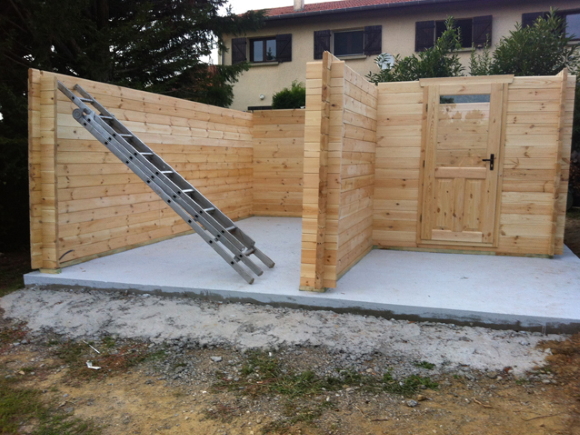 Garage et construction modulaire béton et béton aspect bois