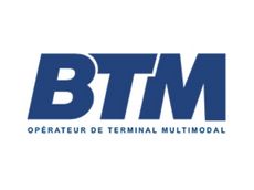 Clients satisfait d'avoir acheté un container chez Adopte un conteneur 00017